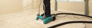 carpet cleaning machine with technician